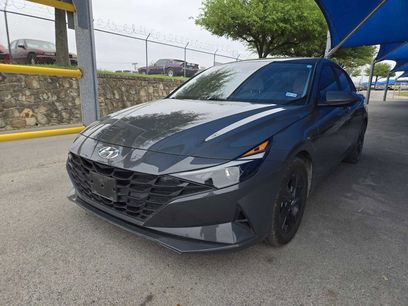 Used 2023 Hyundai Elantra SEL