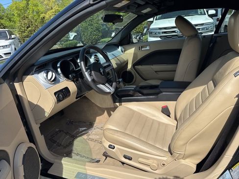 Used 2006 Ford Mustang GT image 10