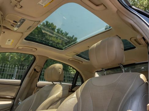 Used 2015 Mercedes-Benz S 550 4MATIC Sedan image 12