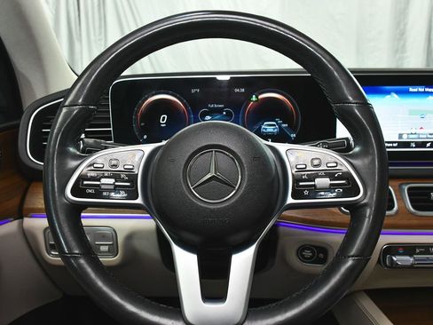 Used 2022 Mercedes-Benz GLE 350 4MATIC w/ Premium Package image 41