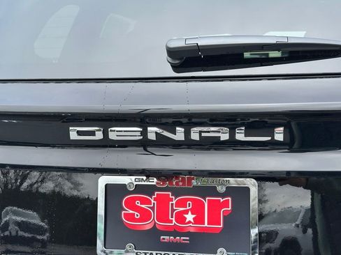 New 2026 GMC Acadia Denali Ultimate AWD/4WD image 32
