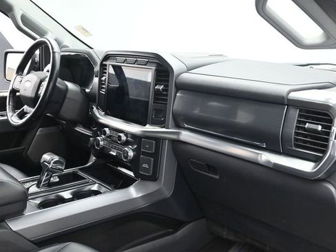 Used 2023 Ford F150 Lariat image 27