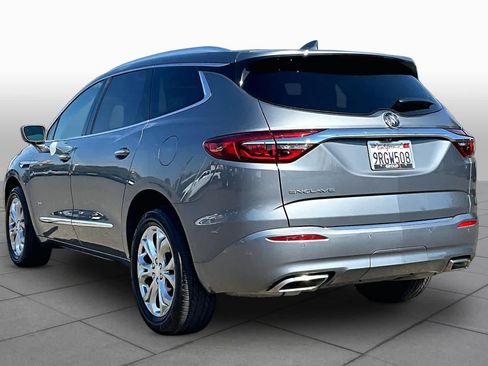 Used 2020 Buick Enclave Avenir w/ Avenir Technology Package FWD image 11