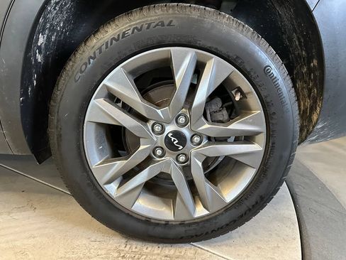 Used 2023 Kia Seltos LX AWD/4WD image 25