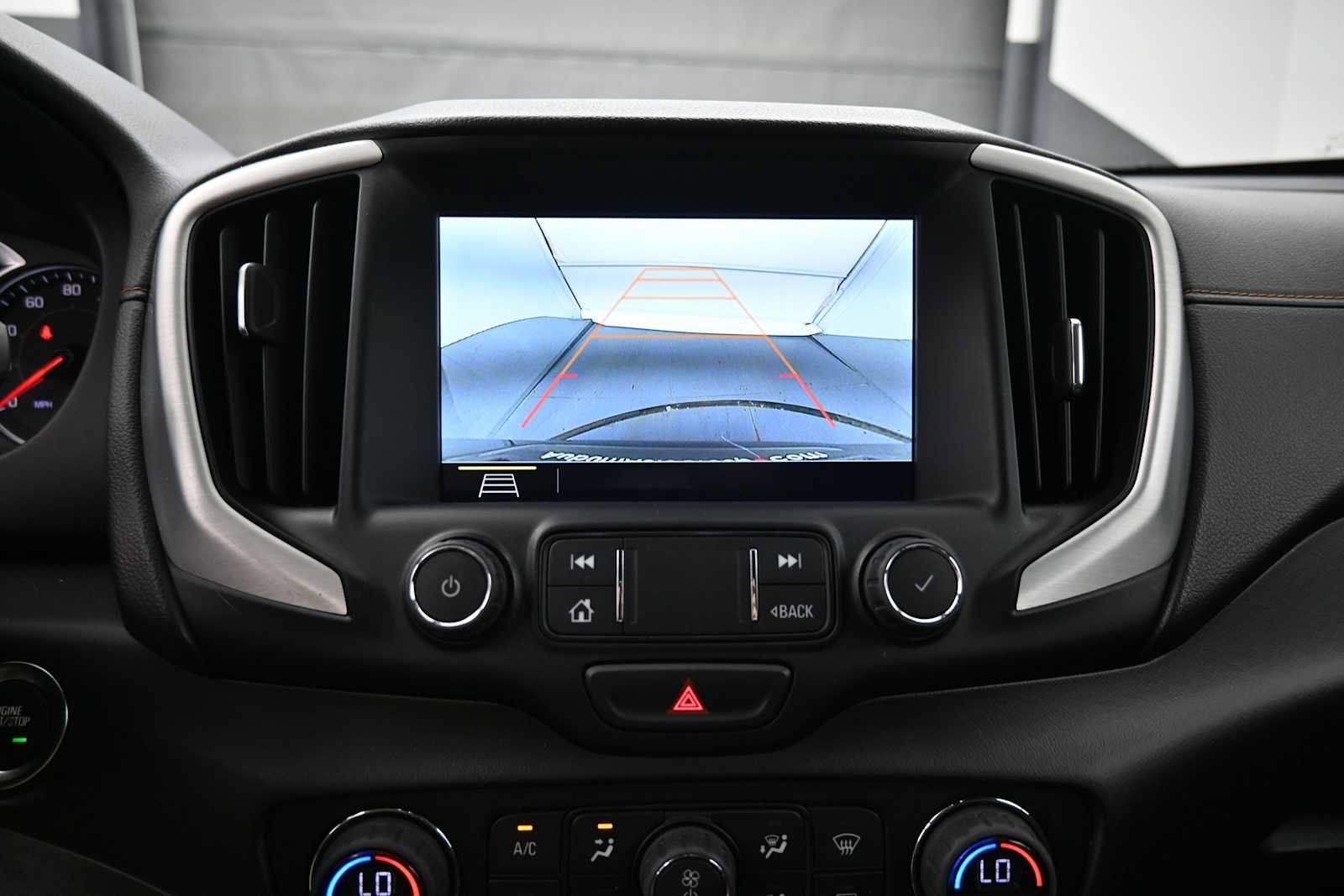 Used 2021 GMC Terrain SLE w/ Driver Convenience Package AWD/4WD image 8