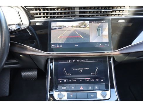 Used 2021 Audi Q8 Premium Plus w/ Premium Plus Package AWD/4WD image 28