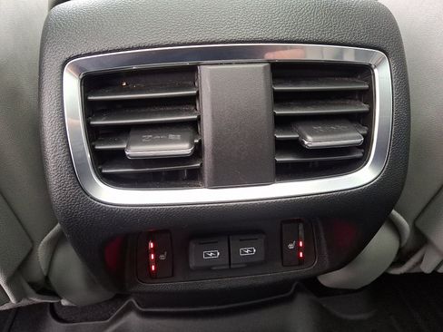 Used 2019 Acura RDX AWD w/ Advance Package image 11