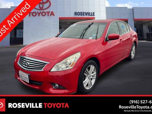 Used 2012 INFINITI G37 Journey w/ Premium Pkg image 1