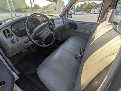 Used 1996 Ford Ranger XL image 9