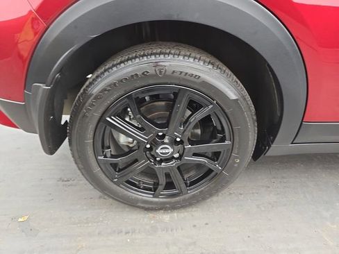 Used 2024 Nissan Kicks SR w/ SR Premium Package image 20