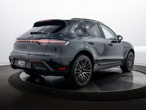 Certified 2026 Porsche Macan image 7