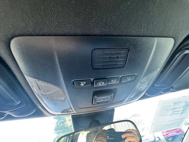 Used 2021 Toyota Corolla SE FWD image 13