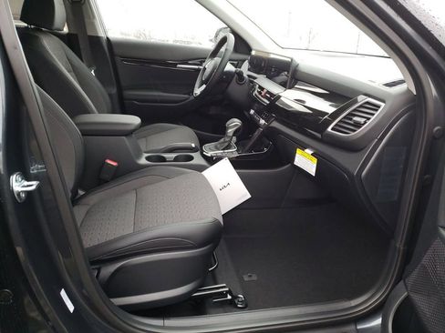 Used 2026 Kia Seltos S image 17