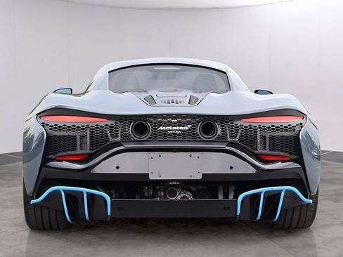 Used 2023 McLaren Artura RWD image 6