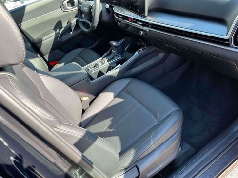 Used 2026 Kia Sorento S w/ S Panoramic Sunroof Package image 11