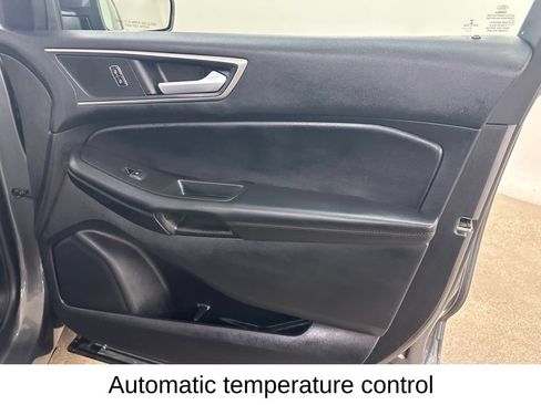 Used 2021 Ford Edge SEL w/ Convenience Package AWD/4WD image 22