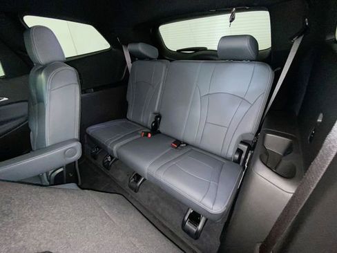 Used 2024 Buick Enclave Essence w/ LPO, Floor Liner Package AWD/4WD image 30