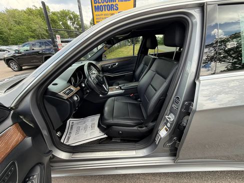 Used 2015 Mercedes-Benz E 350 4MATIC Sedan image 10