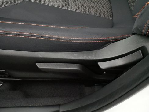 Used 2019 Subaru Crosstrek 2.0i Premium w/ Popular Package #2 AWD/4WD image 19