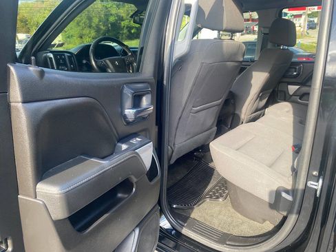 Used 2018 Chevrolet Silverado 1500 LT w/ All Star Edition image 17