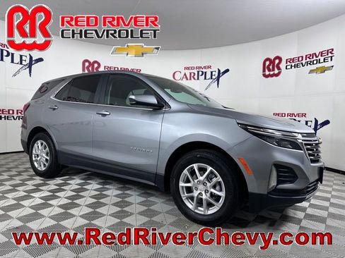 Used 2024 Chevrolet Equinox LT image 1