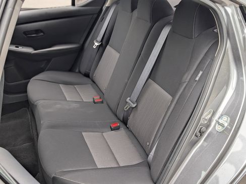 Used 2025 Nissan Sentra SV w/ All-Weather Package FWD image 17