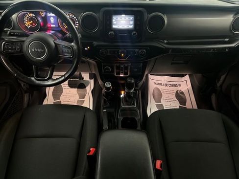 Used 2019 Jeep Wrangler Unlimited Sport S image 23