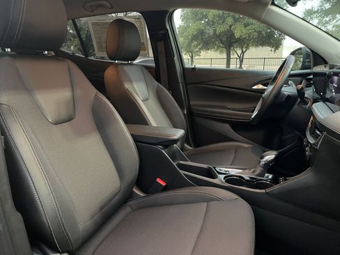 Used 2025 Buick Encore GX Preferred image 36