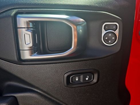 New 2025 Jeep Wrangler Sport S image 25