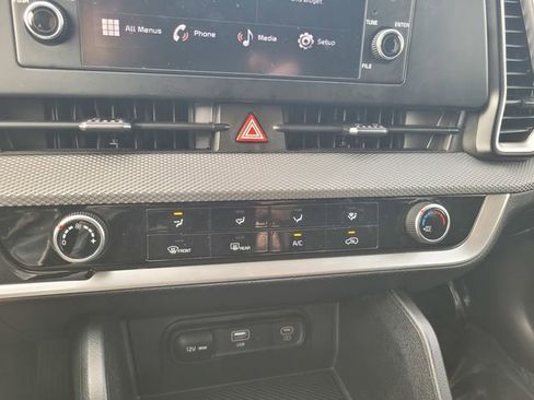 Used 2024 Kia Sportage LX image 24