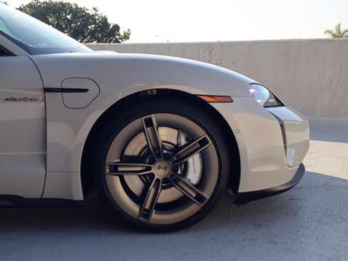 New 2025 Porsche Taycan Turbo AWD/4WD image 11