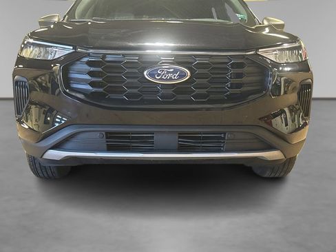 Certified 2025 Ford Escape ST-Line image 13