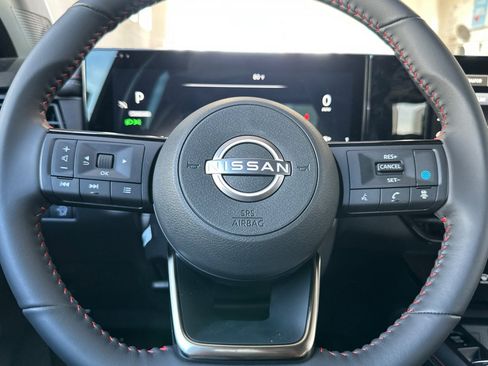 New 2025 Nissan Kicks SR image 19