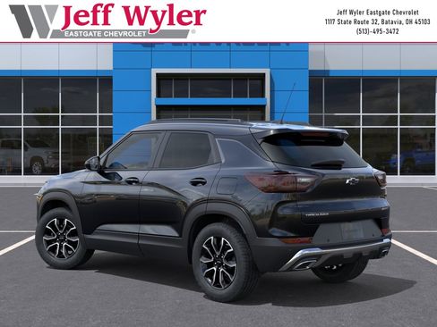 New 2026 Chevrolet TrailBlazer ACTIV w/ Convenience Package FWD image 3
