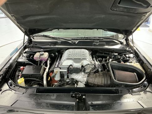 Used 2019 Dodge Challenger SRT Hellcat image 34