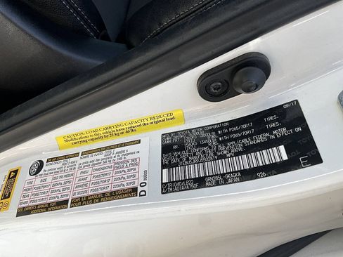 Used 2018 Toyota 4Runner SR5 Premium AWD/4WD image 21