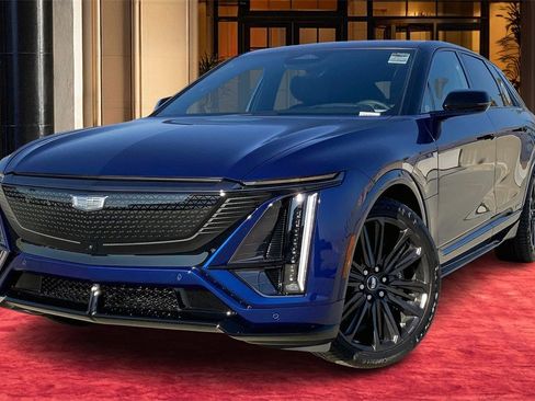 New 2026 Cadillac Lyriq V image 1