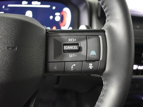 Certified 2025 Nissan Rogue Platinum w/ Platinum Premium Package image 17