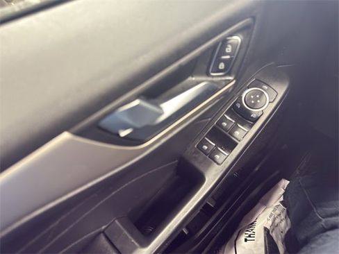 Used 2022 Ford Escape SEL image 12