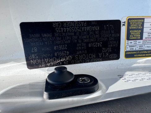 Used 2013 Kia Optima LX FWD image 15
