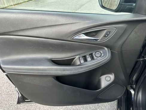 Used 2023 Buick Encore GX Select w/ Experience Buick Package FWD image 15