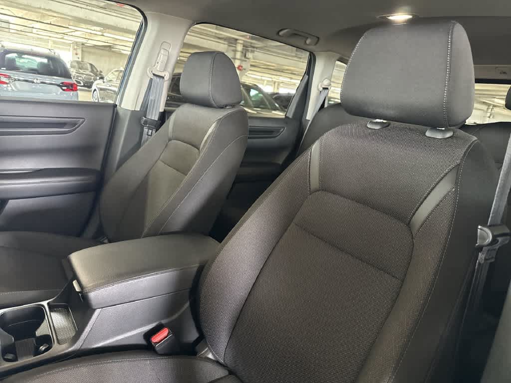 Used 2025 Honda CR-V EX image 13