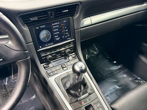 Used 2012 Porsche 911 Carrera image 25