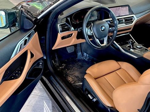 Used 2023 BMW 430i Convertible w/ Premium Package image 17