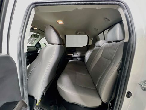 Used 2022 Toyota Tacoma SR5 w/ Technology Package RWD image 29