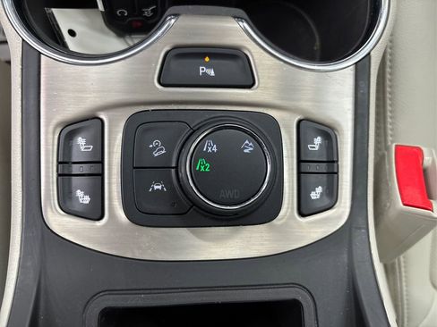 Used 2023 GMC Terrain Denali w/ LPO, Floor Liner Package image 36