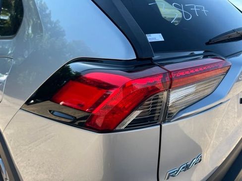 Used 2024 Toyota RAV4 XLE FWD image 10