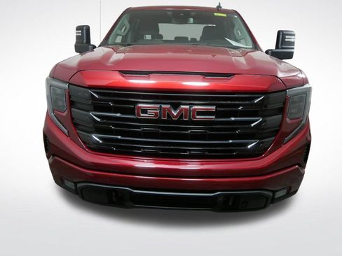 Used 2024 GMC Sierra 1500 Elevation w/ X31 Off-Road Package AWD/4WD image 9