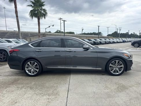 Used 2018 Genesis G80 3.8 RWD image 5