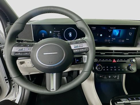 New 2026 Hyundai Tucson Limited FWD image 10